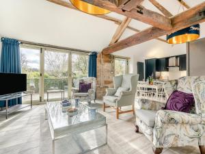 1 Bed in Chop Gate oc-93101