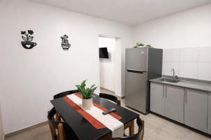 Ana Rent - Departamento equipado en Vicente López, cerca de sanatorios y River, 100 m del tren