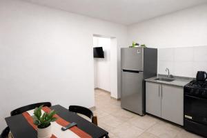 Ana Rent - Departamento equipado en Vicente López, cerca de sanatorios y River, 100 m del tren