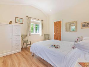 2 Bed in Owslebury 77384