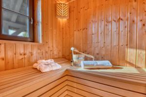 Ferienhaus Strandflieder 05 Feriendorf Klein Stresow Rügen by ruyastay