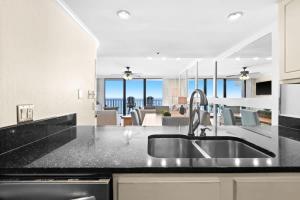 One Seagrove Place 0707