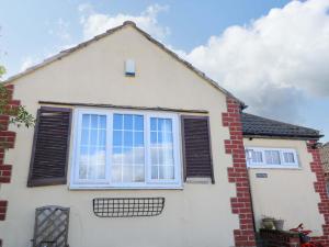 Hiras Cottage