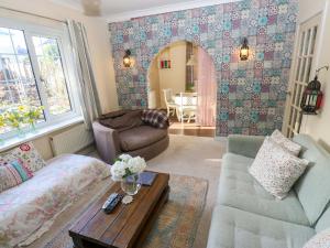 Hiras Cottage