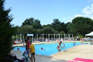 Camping les Pins du Soleil - Mobil-home 3 pièces 4 personnes climatisé - TV MAE-1061