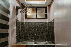 Jhenks Guesthouse