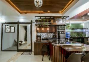 Jhenks Guesthouse