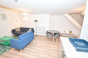 Spacious 1BED Mezzanine Apartment in Central Leeds