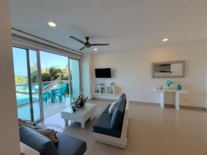 Magico Apartamento Frente al Mar 3 Habitaciones AR24