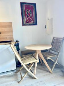 Suite Marrackech, Sauna, Jaccuzi , Piscine, vélo, Ardèche