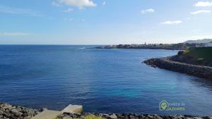 Casa à beira-mar no Porto Martins com acesso ao mar