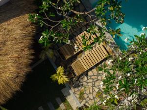 Anywaves Hotel