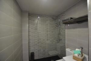 Lovely apartment , center,near beach Parking free