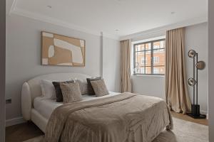 Prime High St Kensington 1BR Modern with AC