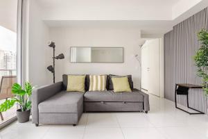 The Ultimate Luxury Executive Location in Brickell