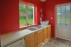 3 Bed in Portmagee oc-i172