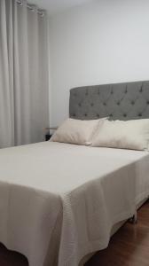 Garagem Inclusa e Conforto para 3 Pessoas