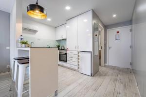 Oporto Wine Cellars Flat With Terrace