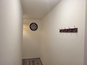 Secluded 2-Bed Detached Home with Free Parking