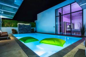 Villa Astra 4BR Villa with Pool