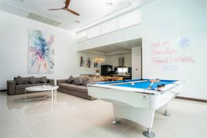 Villa Astra 4BR Villa with Pool