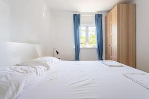Apartments Silva for 10 with Huge Terrace & Garden