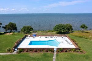Ricos Retreat Village