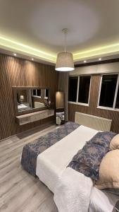 Luxurious one bedroom apartment