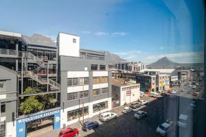 Urban Edge Living WEX 1