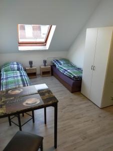 FLEX Aparts - große, möblierte Wohnung in Zwickau mit 2 Zimmern