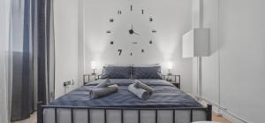 Near South Wimbledon Station, 2BR, Sleep 7, King beds