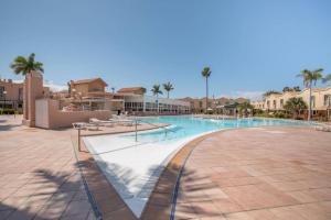 BungalowMaspalomasGolf campPoolPrivate terrace