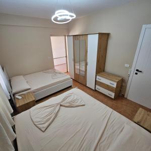 Leora Sunset Apartment-Balcony, 250m from Beach, Golem, Mali i Robit