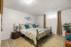 Charming 3BR Suite with Garage