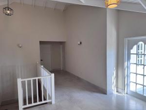 La Porta Della Casa - Sunset Pool Deck with 2 King Bedrooms