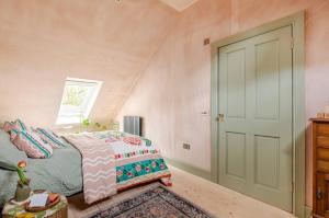 The Wood Wing Suite at Bellspool
