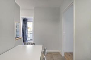 Urban Chic - Great Location- Warsaw Stays-Kredytowa