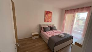 Nikkis Apartments