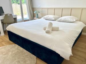 Villa rénovée au calme, piscine chauffée et jardin - Bisca
