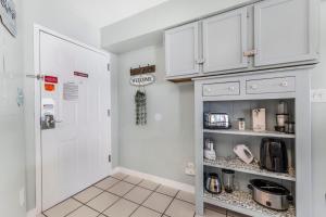 Harbour Place 502 by Vacation Homes Collection