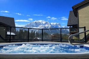 Creekside at Rundle Cliffs Lodge