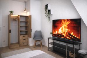 Comfortable Private Room on Elbe River