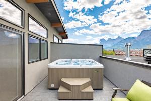 Rundleview - Impeccable Design and Private Hot Tub