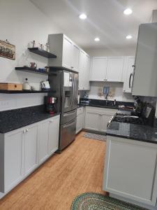 Sunny Farm Stay, Horses & Chickens, On the ODT