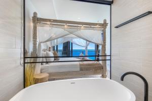 Infinity Oceanview 2 Bedroom Suite - The Langham