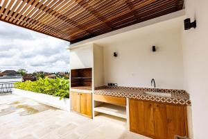 Villa Liora - 3BR - Piscine & Rooftop - Near Canggu