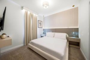 Themed 03 Bedrooms 03 Baths