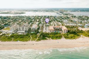 Steps To Beach! 4 Condos In 1- Perfect For Groups