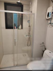 Country Garden bay Balcony room for rent