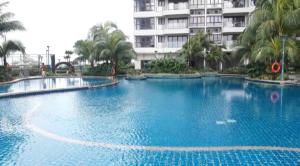 Country Garden bay Balcony room for rent